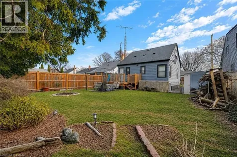 85 Grass Avenue St. Catharines ON L2R 1T2