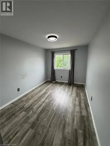 34 Mountain Laurel Crescent Kitchener ON N2E 3W9