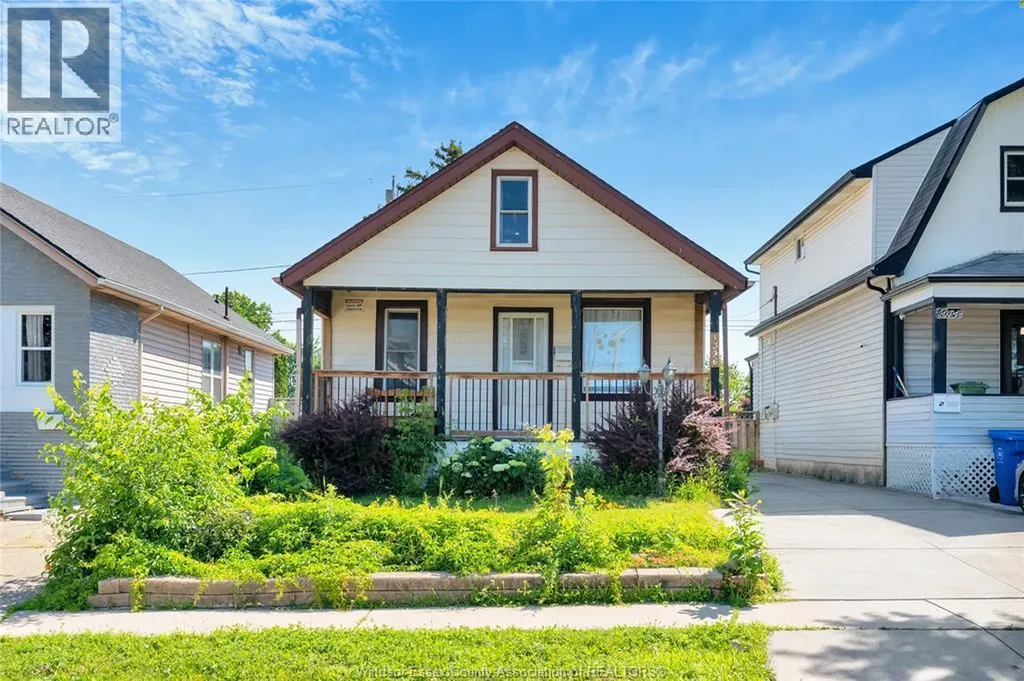 1396 Lillian Avenue Windsor ON N8X 4A5