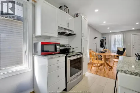 1396 Lillian Avenue Windsor ON N8X 4A5