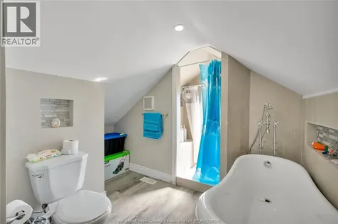 1396 Lillian Avenue Windsor ON N8X 4A5