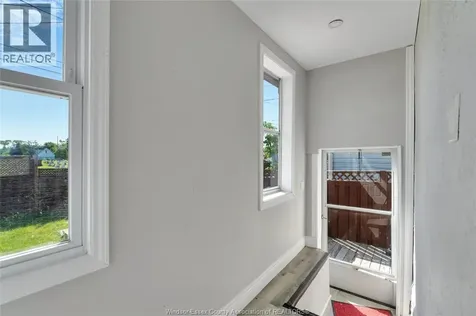 1396 Lillian Avenue Windsor ON N8X 4A5