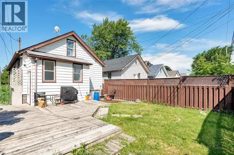 1396 Lillian Avenue Windsor ON N8X 4A5