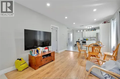 1396 Lillian Avenue Windsor ON N8X 4A5