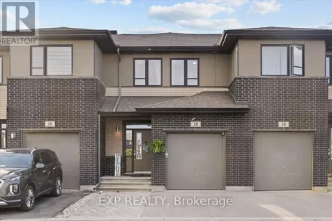 28 Hackney Private Ottawa ON K2V 0K8