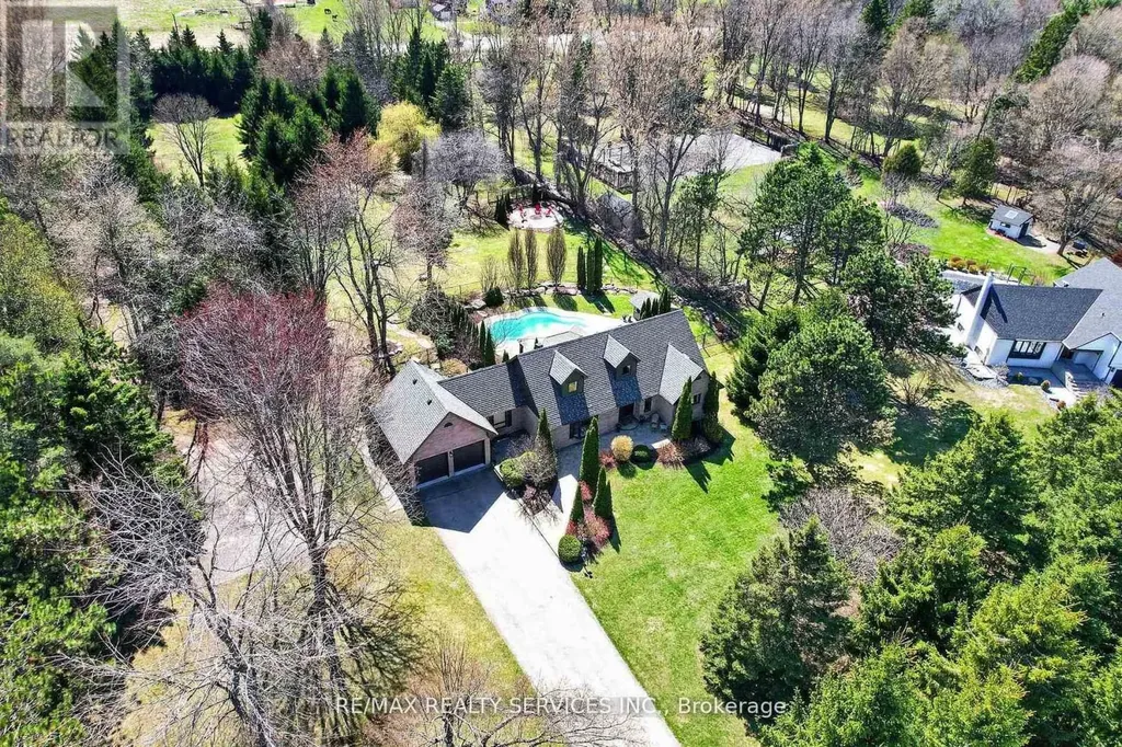 12 Glenn Court Caledon ON L7K 0P2