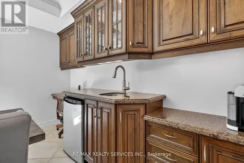 12 Glenn Court Caledon ON L7K 0P2