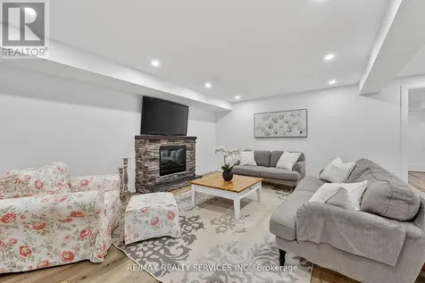 12 Glenn Court Caledon ON L7K 0P2