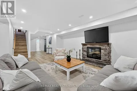 12 Glenn Court Caledon ON L7K 0P2