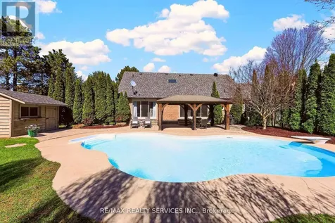 12 Glenn Court Caledon ON L7K 0P2