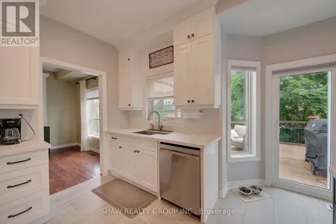 23 Stoneman Court Cambridge ON N1P 1C9