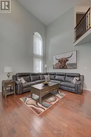 23 Stoneman Court Cambridge ON N1P 1C9