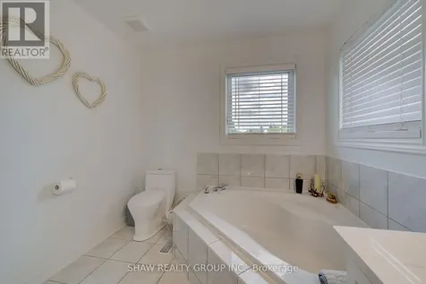23 Stoneman Court Cambridge ON N1P 1C9