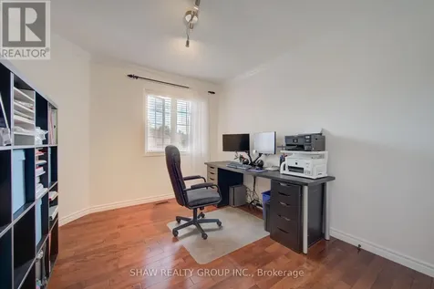 23 Stoneman Court Cambridge ON N1P 1C9