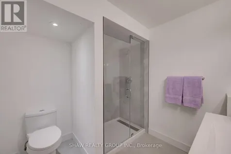 23 Stoneman Court Cambridge ON N1P 1C9