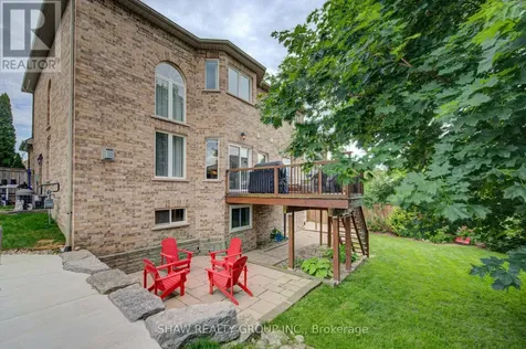 23 Stoneman Court Cambridge ON N1P 1C9