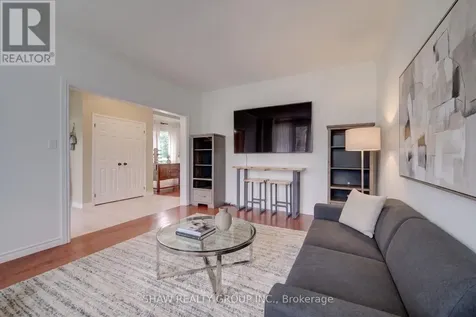 23 Stoneman Court Cambridge ON N1P 1C9