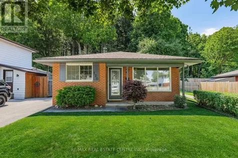 120 Arrowhead Crescent Kitchener ON N2P 1B9