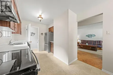 120 Arrowhead Crescent Kitchener ON N2P 1B9