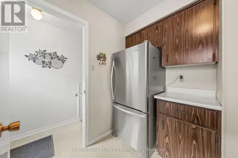 120 Arrowhead Crescent Kitchener ON N2P 1B9