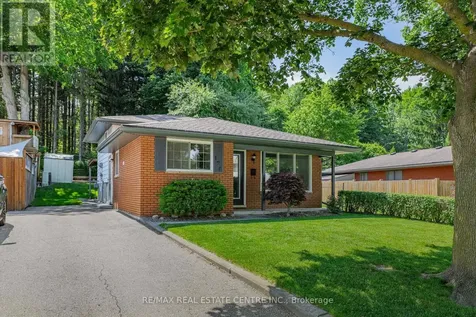 120 Arrowhead Crescent Kitchener ON N2P 1B9
