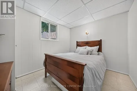 120 Arrowhead Crescent Kitchener ON N2P 1B9