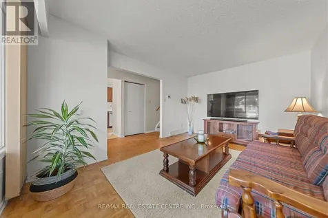 120 Arrowhead Crescent Kitchener ON N2P 1B9