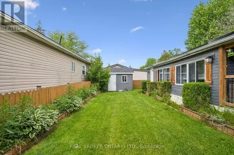 165 Cedar Crescent Centre Wellington ON N1M 2W5