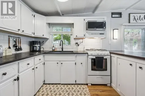 165 Cedar Crescent Centre Wellington ON N1M 2W5