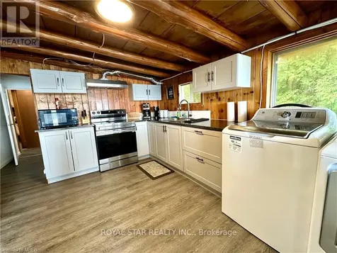 85 Simpson Avenue Northern Bruce Peninsula ON N0H 2R0