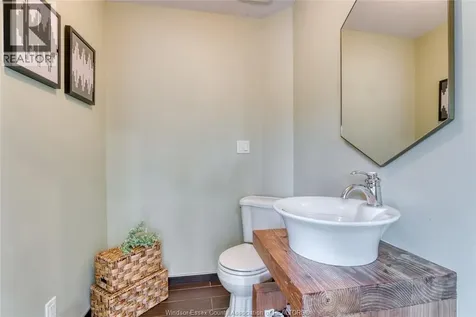10236 Walker Road Amherstburg ON N0R 1J0