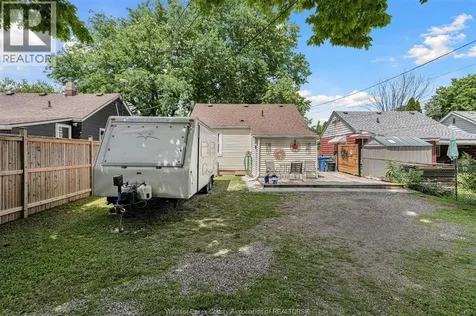 3685 Queen Street Windsor ON N9C 1P1