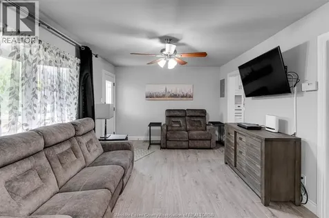3685 Queen Street Windsor ON N9C 1P1