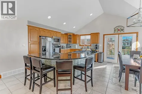 2780 Bridgeway Boulevard Lasalle ON N9H 2L3