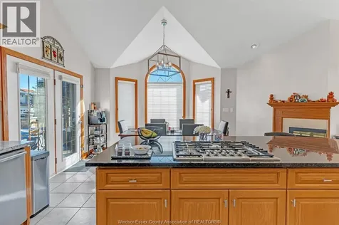 2780 Bridgeway Boulevard Lasalle ON N9H 2L3