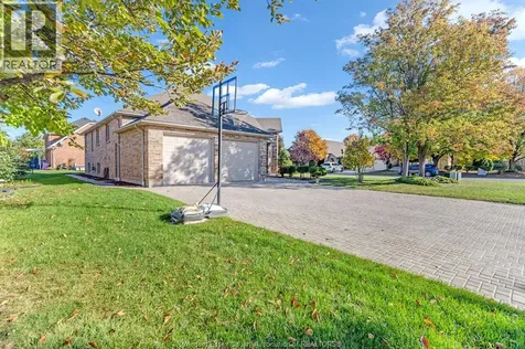 2780 Bridgeway Boulevard Lasalle ON N9H 2L3