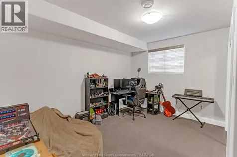 2780 Bridgeway Boulevard Lasalle ON N9H 2L3
