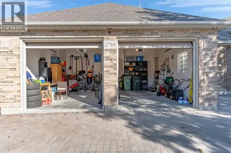 2780 Bridgeway Boulevard Lasalle ON N9H 2L3