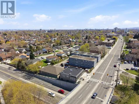 1745 King Street East Hamilton (bartonville) ON L8K 1V6