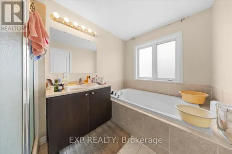 222 Badgeley Avenue Ottawa ON K2T 0A4