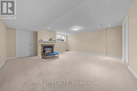 222 Badgeley Avenue Ottawa ON K2T 0A4