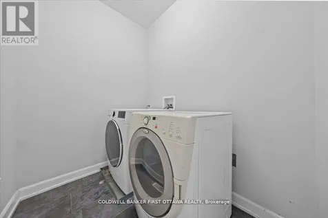562 Queen Mary Street Ottawa ON K1K 1W1