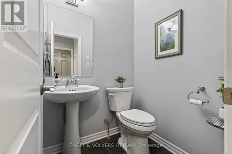 871 Tewin Circle Ottawa ON K4A 1K1