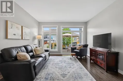 871 Tewin Circle Ottawa ON K4A 1K1