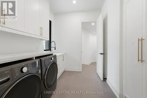 284 Davis Drive Uxbridge ON L9P 1R1