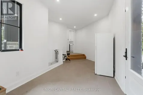 284 Davis Drive Uxbridge ON L9P 1R1