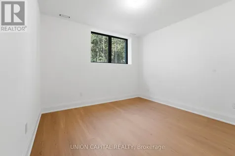 284 Davis Drive Uxbridge ON L9P 1R1