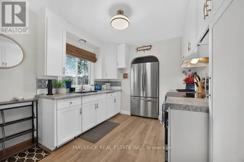 180 Forest Avenue St. Thomas ON N5R 2K9