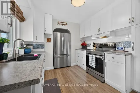 180 Forest Avenue St. Thomas ON N5R 2K9