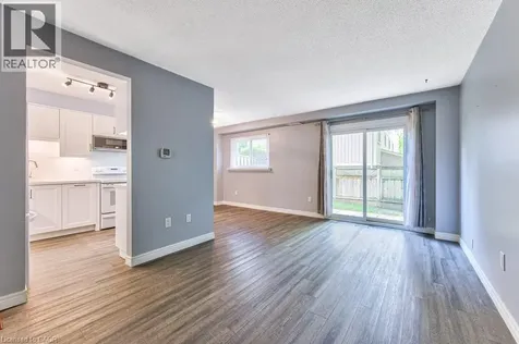 51 Paulander Drive Kitchener ON N2M 5E5